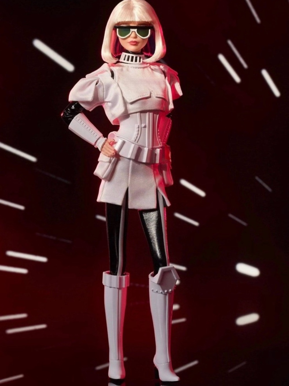 Barbie Star Wars Stormtrooper – Signature Gold Label Mattel – NRFB - Picture 4 of 7